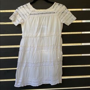 Kids size 9/10 white gap dress